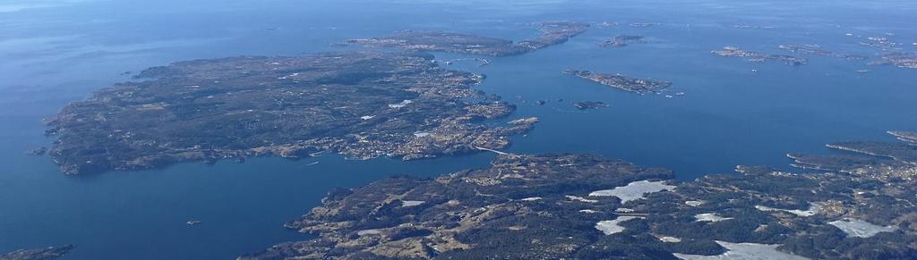 OVERNATTING I BEKKJARVIK Bekkjarvik er handelssentrum i øykommunen Austevoll. Her finner vi et lite kjøpesenter med greit utvalg.