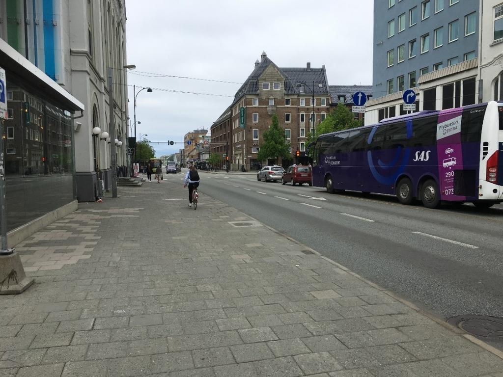 enveiskjøringen, ligger fortausyklingen på 23%. I Søndregata er fortausyklingen 46%, mens den i Munkegata er 39%.