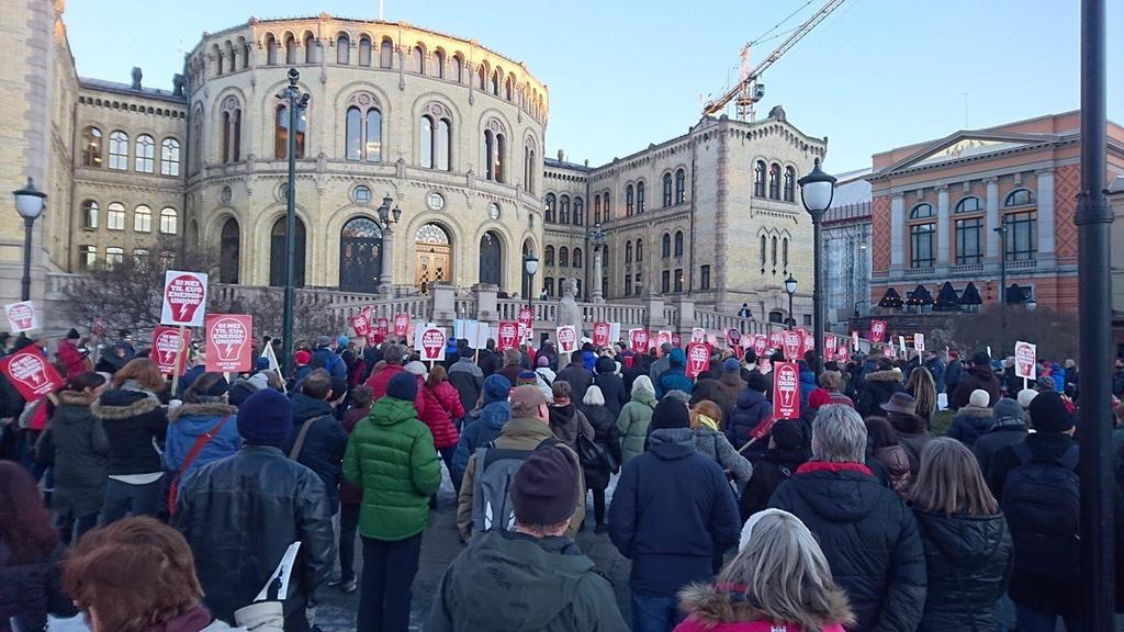 TETTERE BÅND TIL ET MER INTEGRERT EU MER KREVENDE