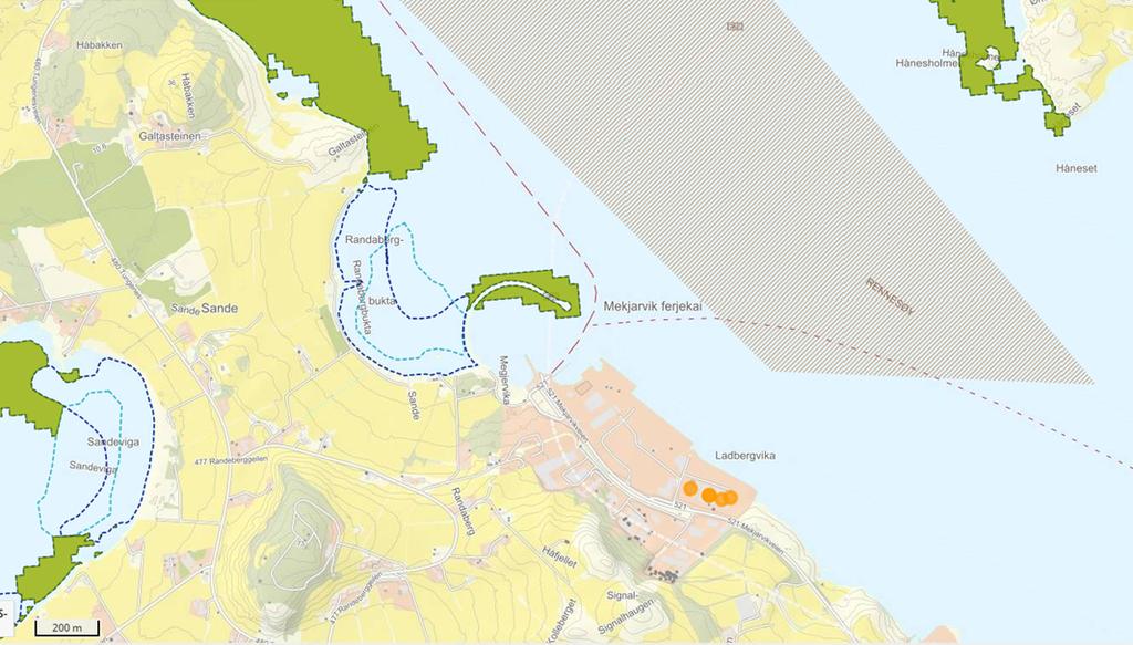 På bakgrunn av strømforholdene i fjorden, har søker vurdert det som lite hensiktsmessig å benytte siltgardin for å begrense partikkelspredning under arbeidene.