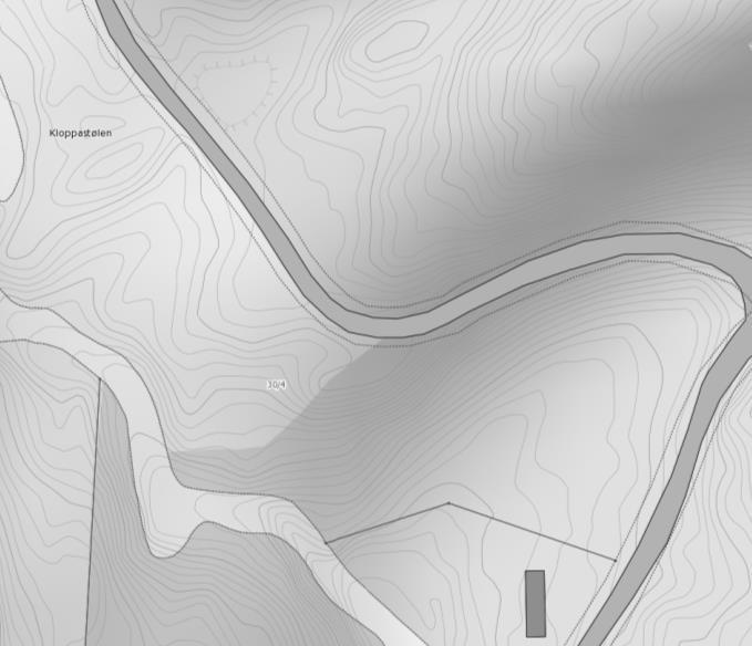 Figur 3. Kartutsnitt som viser lokaliseringa av endringa av vegtrasè frå fylkesveg 134. Høgre kartutsnitt viser noverande situasjon, og raud oval viser område kor det har vore fleire skredhendingar.