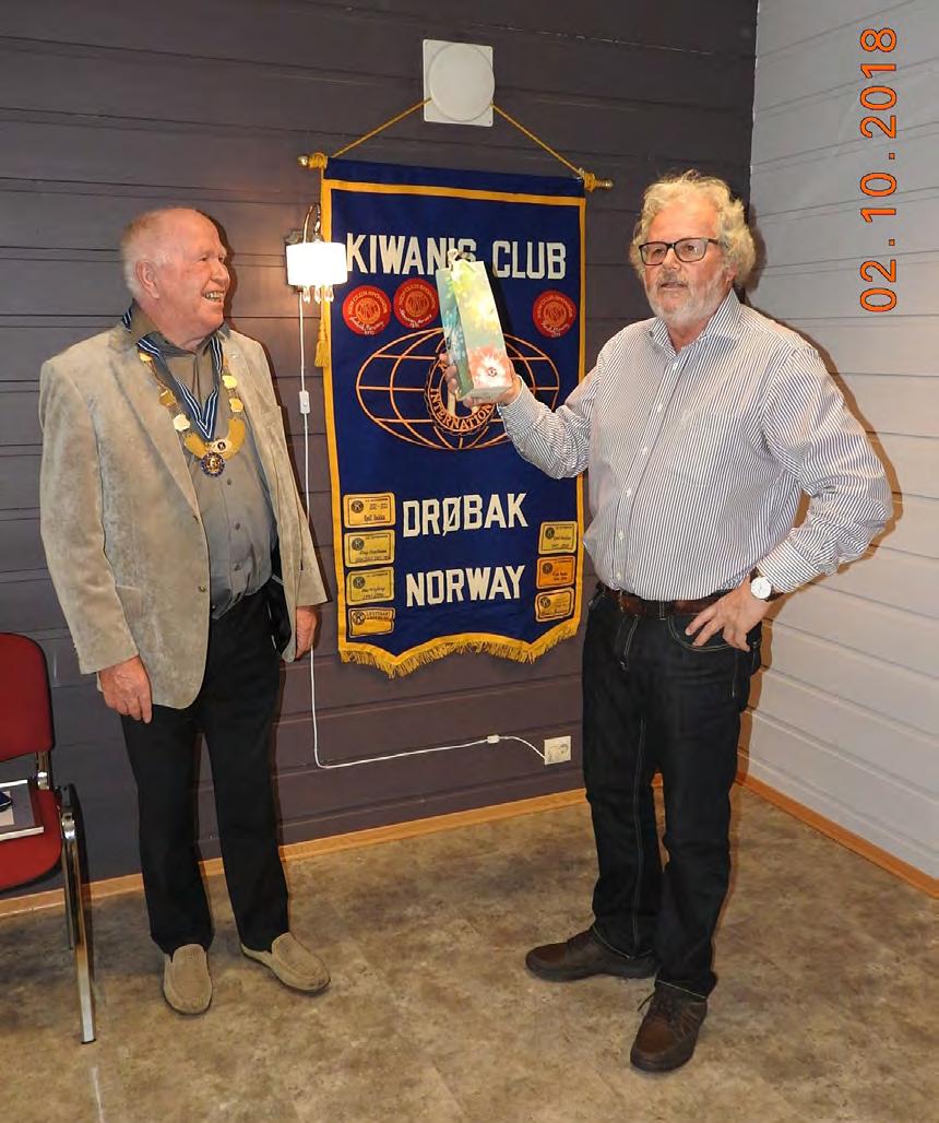 Kiwanis Club Drøbak overrakte ved en seremoni tirsdag 2.10.2018 Øien-medaljen til tidligere president Tore Raanaas, som har vært medlem i Kiwanis Club Drøbak siden starten 4. november 1969.