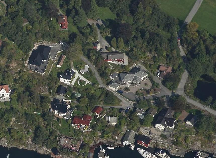 GANGS BEHANDLING Kort om planforslaget Plottaplan AS, i samarbeid med TAG Arkitekter AS, fremmer på vegne av Nedre Åstveit Park AS planforslag for et område på Nedre Åstveit i Åsane bydel.