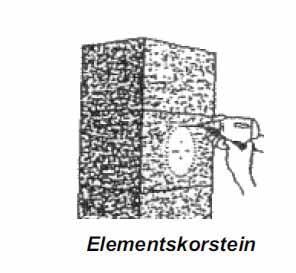 Tilknytning til elementskorstein Feiing av røykrørskoplingen fra peis til skorstein må bli utført innenfra peisinnsatsen. Det er derfor viktig at denne koplingen blir så kort som mulig.