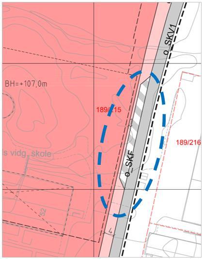 3. Endret arealbruk i plankartet for stopplomme langs veg i øst. Langs SKV1 er det planlagt for avstigningsplass / stopplomme.