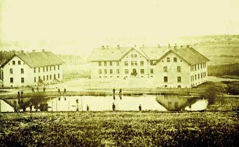 Den høiere Landbrugsskole i 1860 med sitt anlegg «uden Luxus og Forsiring».