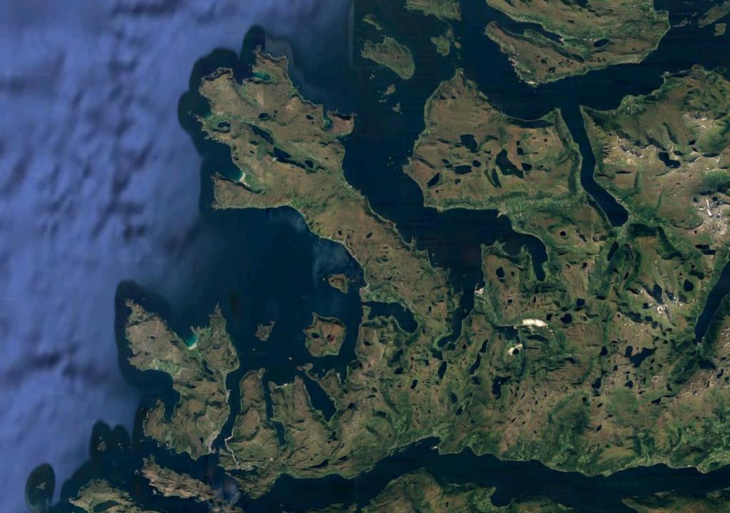 Fiskåbygd (met) Kråkenes fyr (met) Portal Eide Portal Kjøde Figur 1: Satellittbilde som viser beliggenhet av tunnelen og de nærmeste meteorologiske