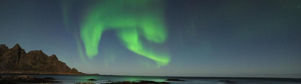 Hva er nordlys? Nordlyset er et fascinerende lysfenomen som mange i Norge har opplevd. Ingenting er som å stå ute i mørket på en iskald vinterkveld og se på det fargesprakende lyset på himmelen.