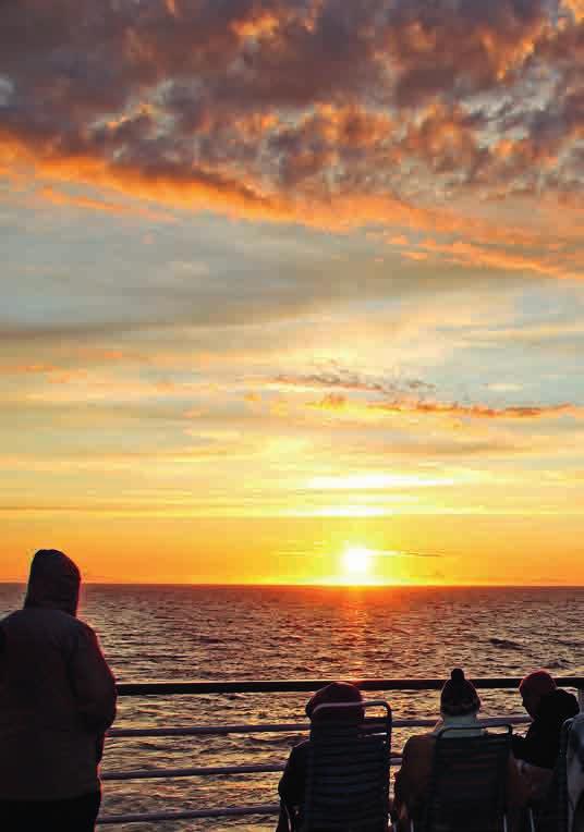 Midnattssolen er betegnel-sen på den perioden av årethvor solen befinner segover horisonten døgnetrundt.