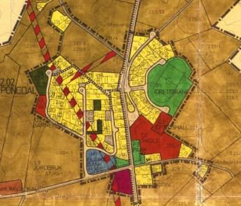 Området, der det planlegges bygging av nye boliger, er avsatt til offentlig skole (rød) og grønnstruktur (grønn).