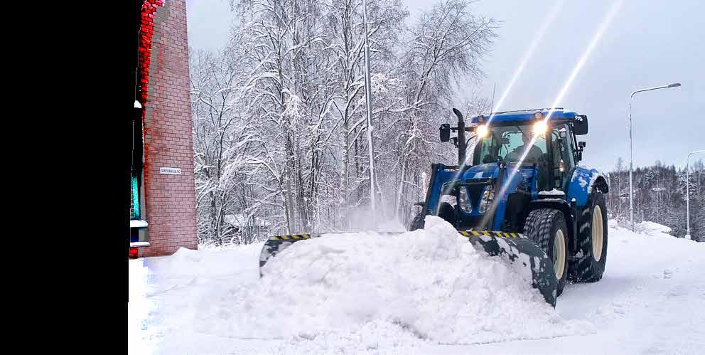 Snowek U-ploger Snowek U-ploger er vendbare ploger, som passer for skiftende forhold og med hjelp av dem er