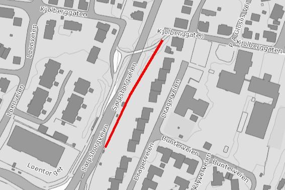 9 Sarpsborgveien Rv111 ved bussholdeplass Bøckman Reisende fra Sellebakk (Kjølberggaten) krysser på skrått over Rv111.