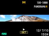 Å se et panoramabilde 1. Trykk på [p] (PLAY) og bruk deretter [4] og [6] til å vise panoramabildene du ønsker å se. 2. Trykk på [SET] for å starte avspilling av panoramaet.