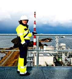 TIL VÅRE NABOER Gasum eier og driver LNG-anlegget i Risavika. LNG er en forkortelse for Liquefied Natural Gas, på norsk er det flytende naturgass.