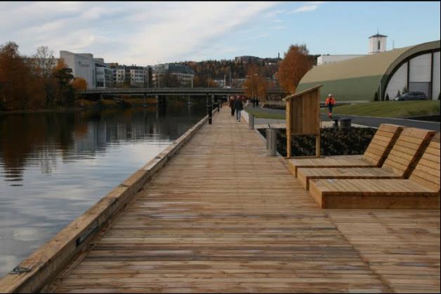 Elvepromenaden/gjestebryggen åpnet mai2009