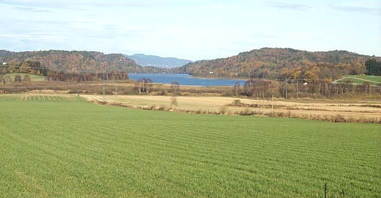 Valg av jernbanetrasè gjennom kommunen Parsell 6 fra Nykirke til Barkåker