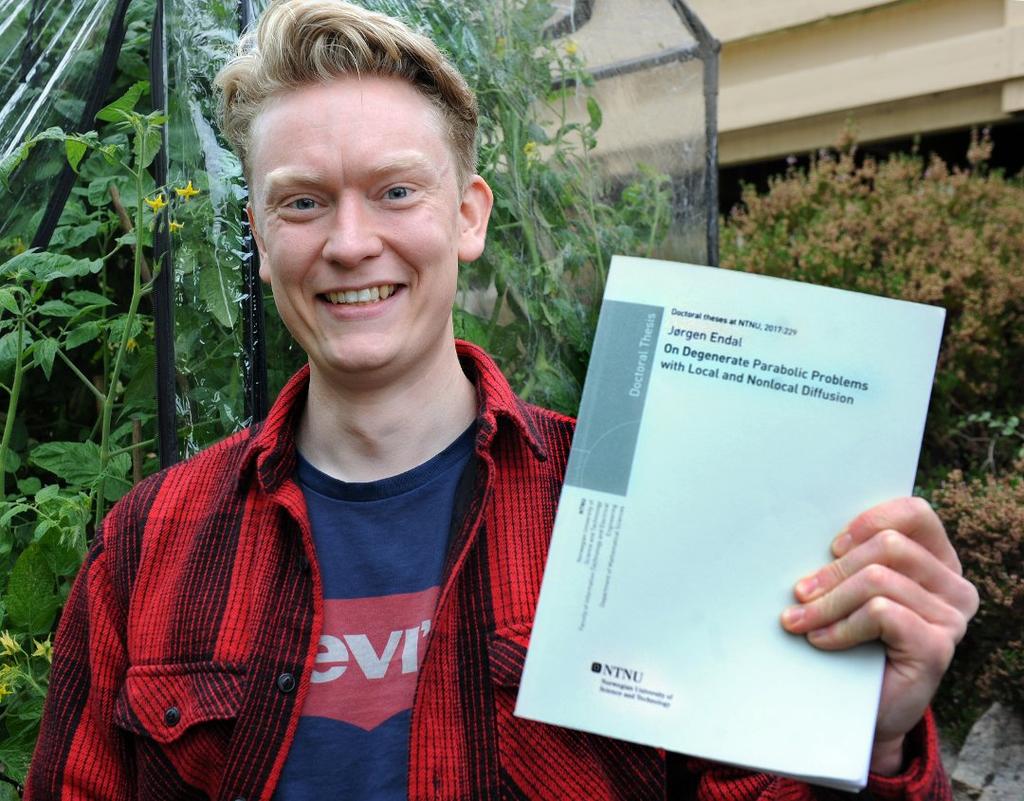 Jørgen Endal vant pris for beste doktorgrad innenfor fagområdene matematikk, medisin, naturvitenskap og teknologi ved NTNU i 2018.