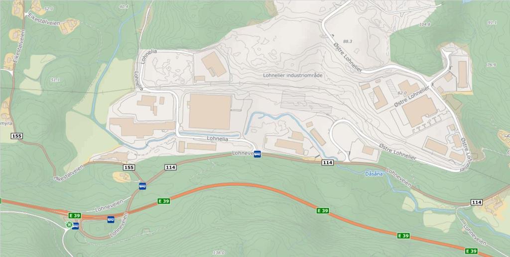 2 TRAFIKKVURDERING ADKOMSTVEI LOHNELIER INDUSTRIOMRÅDE NORD I følge NVDB123 har Fv. 114 en ÅDT på 1550 ved Lohnelier, mens E39 har henholdsvis ÅDT 9300 og ÅDT 9400 vest og øst for krysset med Fv. 114. Det foreligger ikke trafikktellinger for adkomstveiene Lohnelia og Østre Lohnelier.