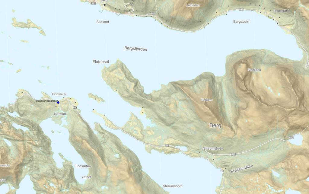 Finnsætervassdraget Siden Finnsæterelva ligger i samme fjord (Bergsfjorden) som settefiskanlegget til Akvafarm, og kun 4-5 km fra matfiskanlegget til Wilsgård Fiskeoppdrett, har det blitt antatt at