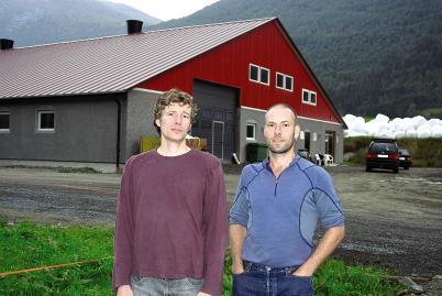 Rasmus Lang-Ree foto og tekst Timelønn Timelønnen er fastsatt til tarifflønn for agronom med fem års erfaring (cirka 125, kroner timen) pluss tillegg.