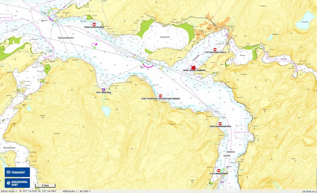 2. Materiale og metode 2.1 Område og stasjonsvalg Oppdrettslokaliteten ligger i Skjerstadsfjorden i Fauske kommune i Nordland. Anlegget ligger i østlig del av åpningen til Fauskevika inn mot land.