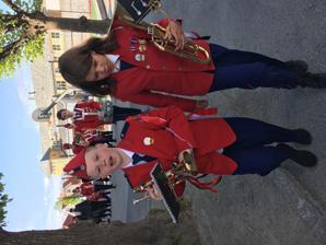 Madla Nylund skole 07.00 Musikk i kretsene. Kransenedleggelse på Hetland gravlund. 07.30 Kransenedleggelse ved Frihetsmonumentet i Mosvannsparken. 08.00 Flaggheis ved skolene. 08.15 Kransenedleggelse ved Revheim Kirke.