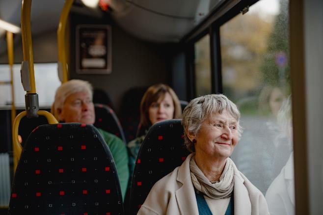 Endringer vil også kunne kreve tilpasninger Omlegging av dagens traseer, kan føre til at kundene vil måtte lære seg andre reiseruter Busslinjene kan få et annet stoppmønster enn i