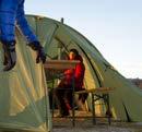 Modellen har også egen åpning i taket som gjør det mulig å bruke Helsport vedovn i teltet. Det er mulig å kjøpe til et eller to innertelt, som kan monteres i hver ende av teltet.