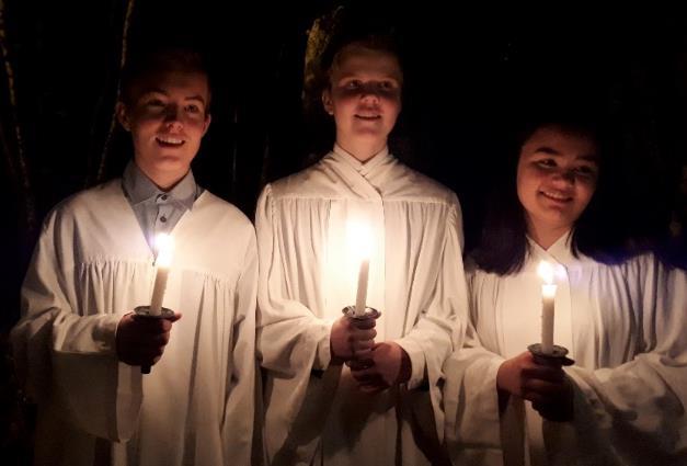 Gudstenester Gudstenestene i kyrkjene er ein viktig del av det kristne fellesskapet. Då samlast vi for å få påfyll til trua vår og vere ilag som kristne.