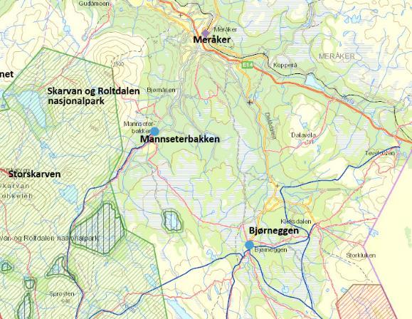 Beskrivelse av forslag til tiltak i den enkelte kommune: Meråker: Figur 19. På kartutsnittet er røde streker rødmerkete turiststier og blå streker vardete vinterruter.