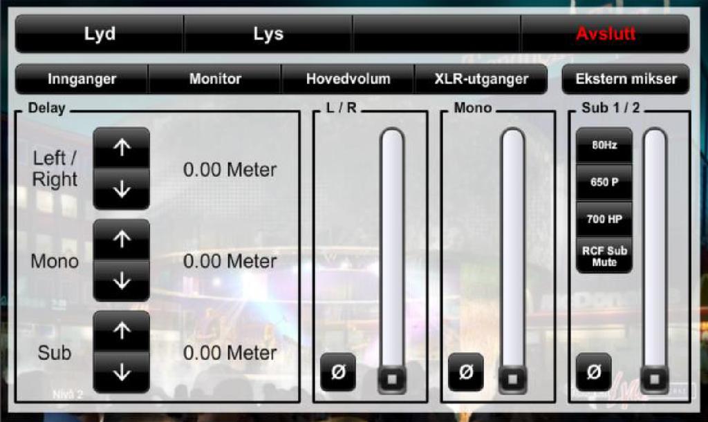 Disse utgangene er på lkoblingspanelet under berøringsskjermene. Hver utgang har justering for forsinkelse (delay), nivå og polaritet (Ø). For sub-utgang 1 og 2 er det også valg for type sub.