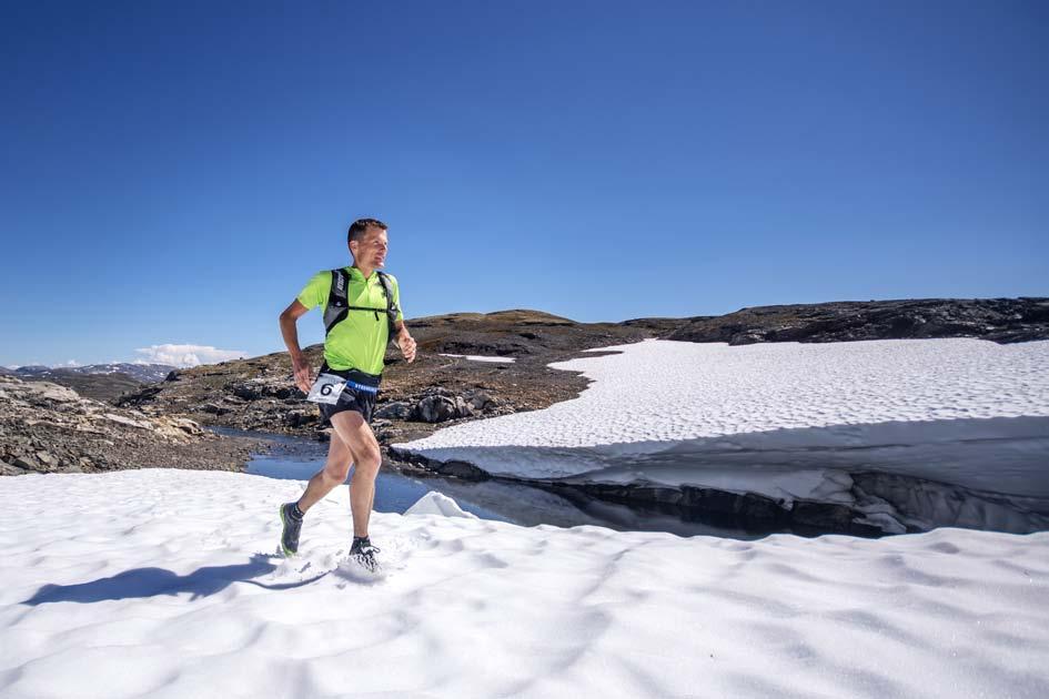 4 Pre-race møte: Det vert pre-race møte i Eidfjord samfunnshus fredag 12. juli kl: 20:30, etter innsjekk. Her vert det gjennomgang av løypa og sikkerheit. Det vert opning for spørsmål. 4.