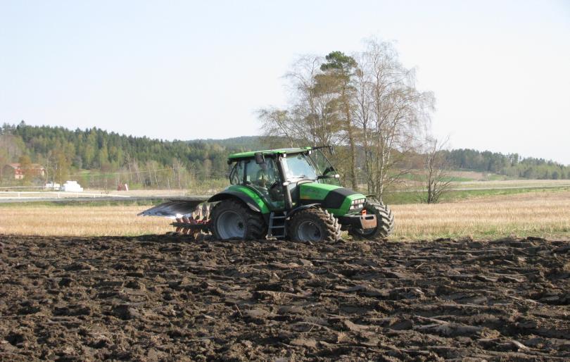 Landbruk Regjeringen vil innføre mer forpliktende krav for forurensning fra jordbruket. Kravene skal sikre god tilstand i alle vannforekomster som påvirkes av aktiviteter fra jordbruket.