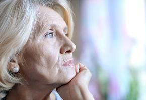Journalinnsyn fase 1: samhandling om kjent pasient Kvinne 55 år med komplisert kreftsykdom og langvarig behandling i et samarbeid mellom Sykehuset i Vestfold og Radiumhospitalet.