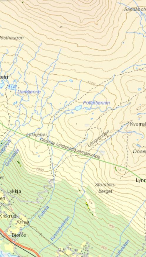 Grunnforhold Områdebeskrivelse Terrenget over Søre Knipa er skogkledd fra ca. 700 moh helt opp til ca. 950 moh, hvor det gradvis går over i snaufjell.